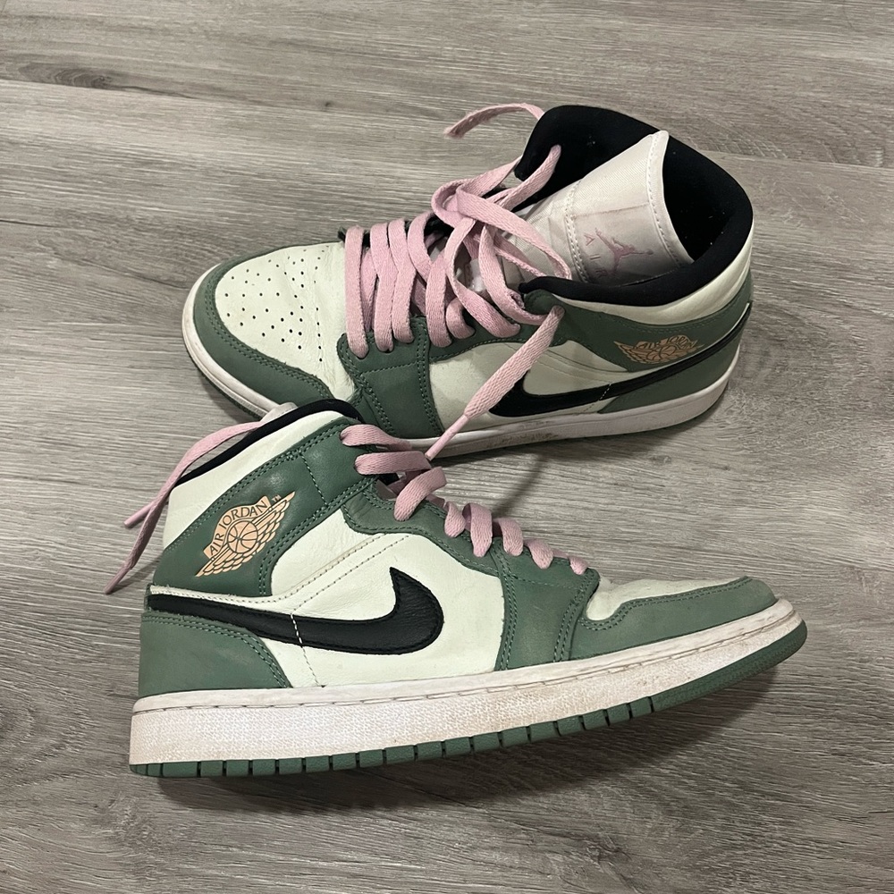 jordan 1 mid dutch green
